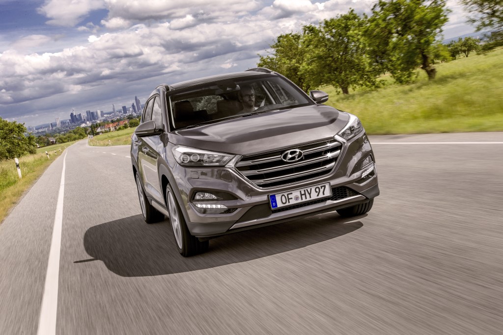 hyundai tucson moon rock 4